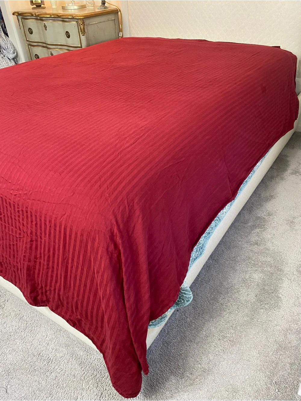 Luxurious Red Stripe Home Bedding Sheet Set by Royal Velvet